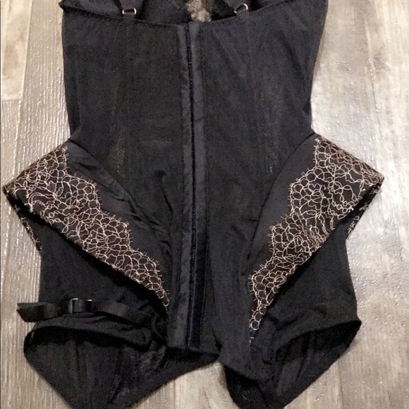 Victoria’s Secret Black Lingerie - Picture 4 of 5